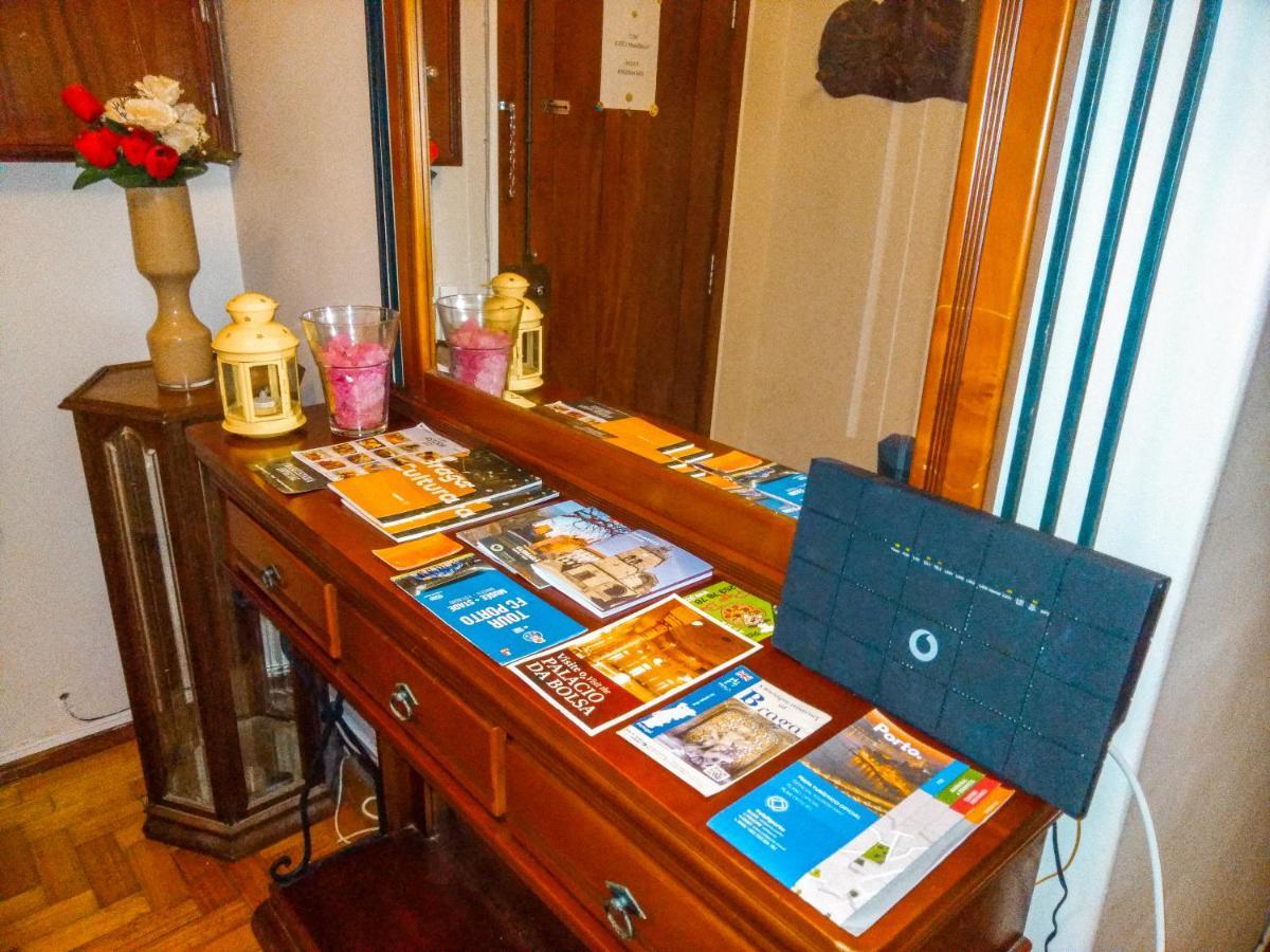 Enjoy Braga Estacao - Charming Bedrooms In The Historic Center Exterior photo